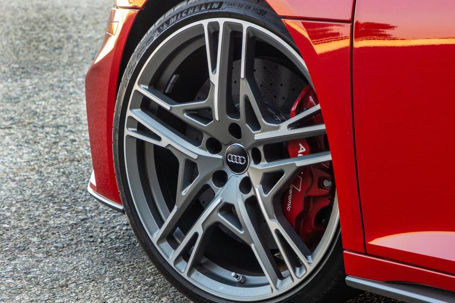 Колеса Audi R8 V10 Performance 2019 года  (NA) (фото 44 из 62)